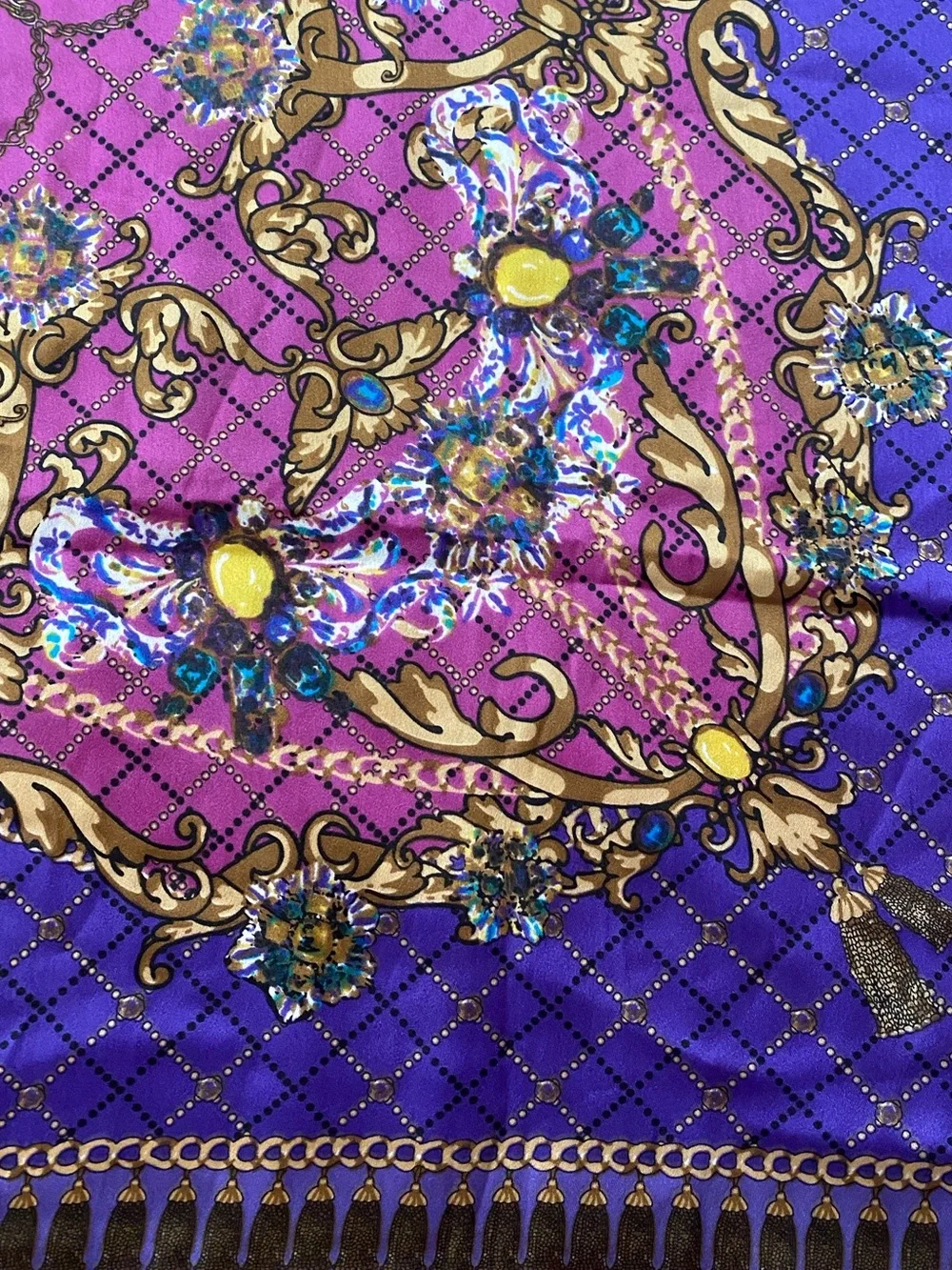 Amazing Vibrant Purple & Fuchsia Ornate Vintage Style Scarf